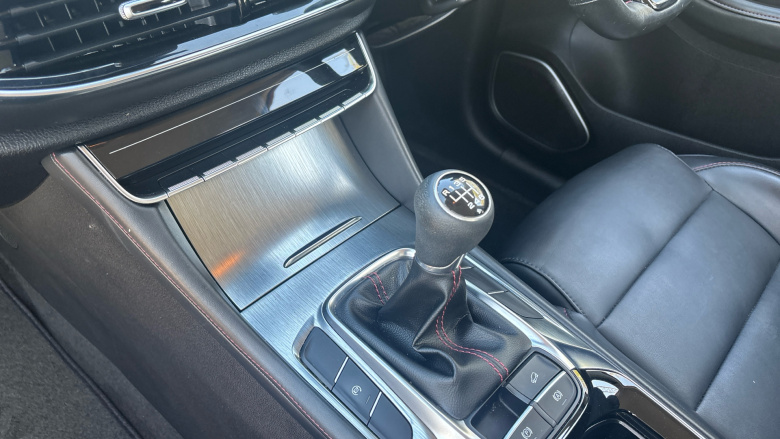 MG Hs 1.5 T-GDI Excite 5dr Petrol Hatchback